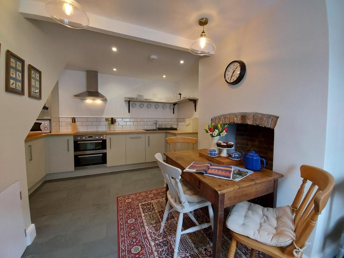 St Etheldreda'S Cottage, Wells, Somerset Bagian luar foto